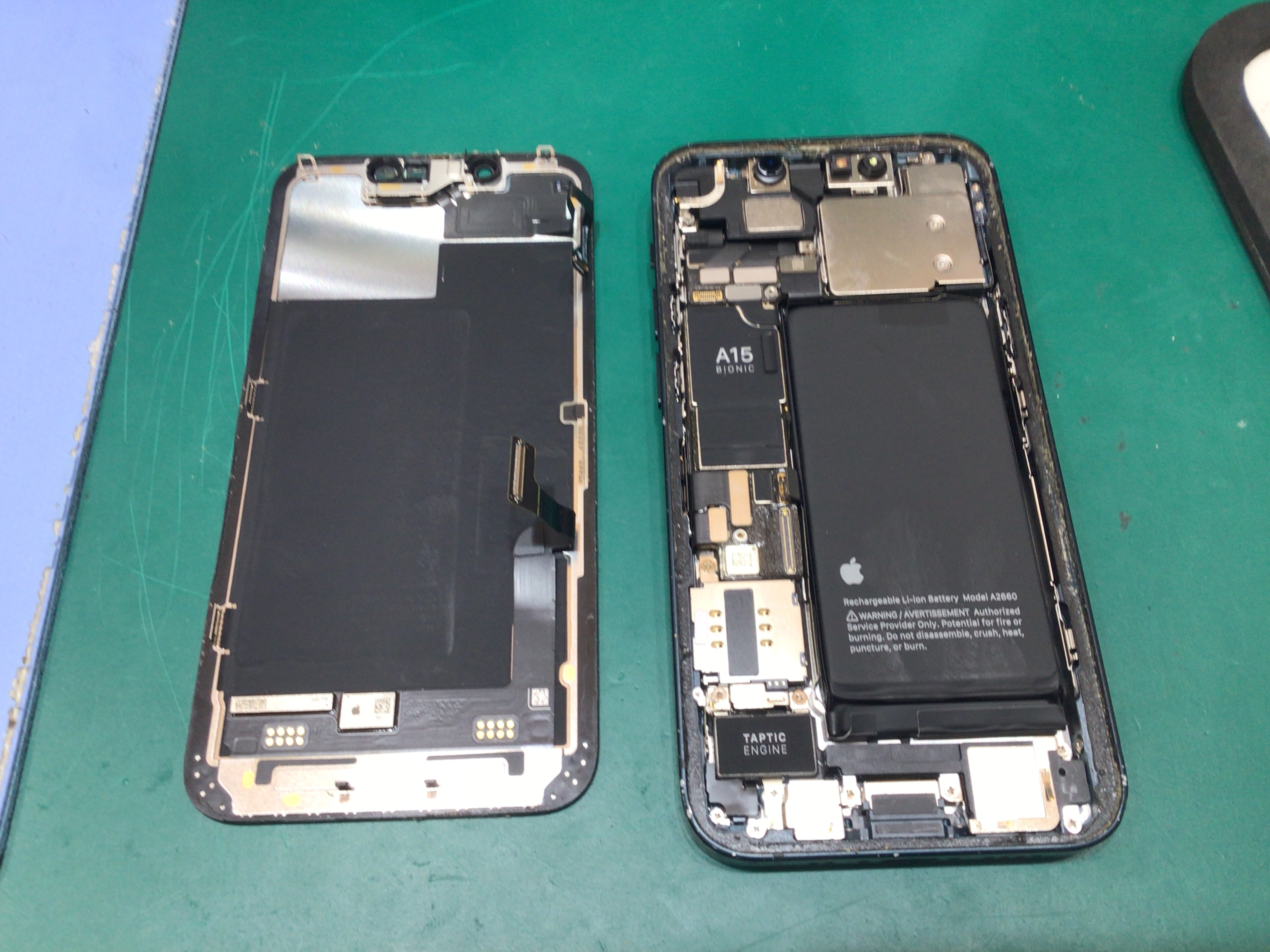 iPhone13miniのバッテリー交換は、データそのまま・即日修理のスマホ修理工房　町田店へ！